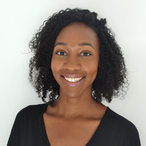 Laura Wise headshot